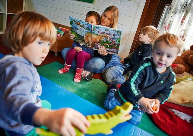 Nur neue Rume fr die Kinderbetreuung... nicht. Es muss auch Personal da sein.  | Foto: Bernd Thissen (dpa)