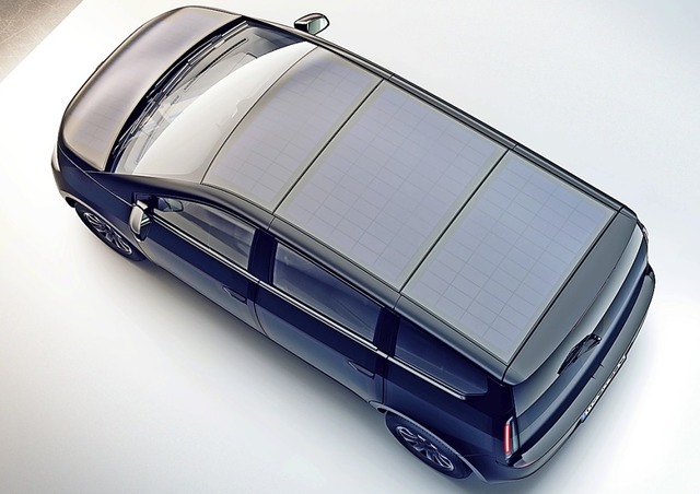 Bei entsprechendem Wetter sollen Solar...utos knftig Extrakilometer bescheren.  | Foto: Sono Motors GmbH