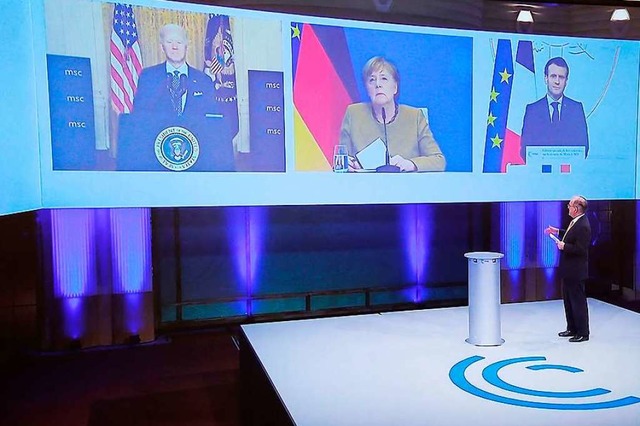 Unter Partnern: Joe Biden, Angela Merk...i der virtuellen Sicherheitskonferenz.  | Foto: BENOIT TESSIER (AFP)