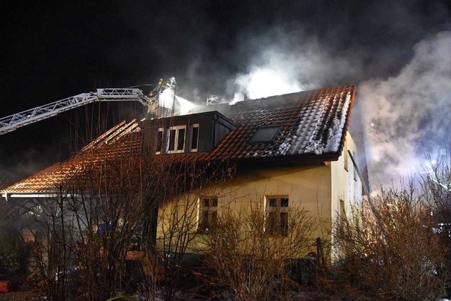 Ein Raub der Flammen wurde das Wohnhaus der  Familie.  | Foto: Nicolai Kapitz