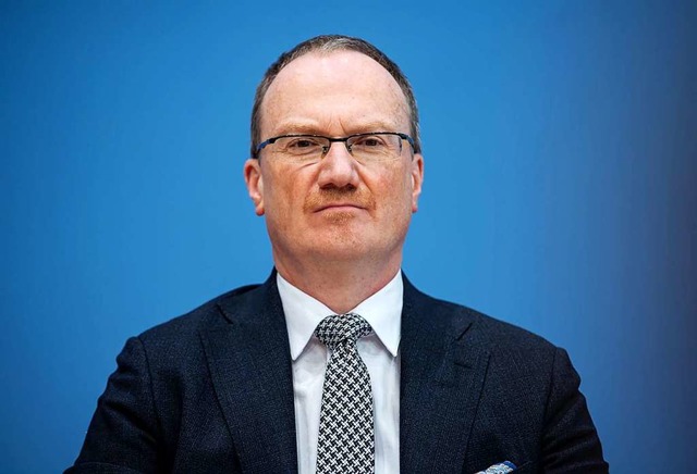 Lars Feld scheidet als Wirtschaftsweiser aus  | Foto: Bernd von Jutrczenka (dpa)