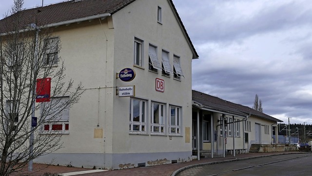 Fr das Bahnhofsgebude in Lffingen, ...ce auch andere Nutzungsmglichkeiten.   | Foto: Martin Wunderle