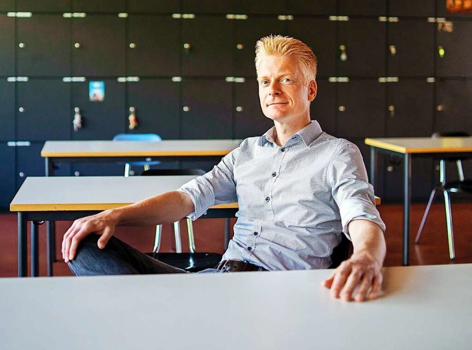 Peter Schallmayer im Klassenzimmer  | Foto: Bro Schallmayer