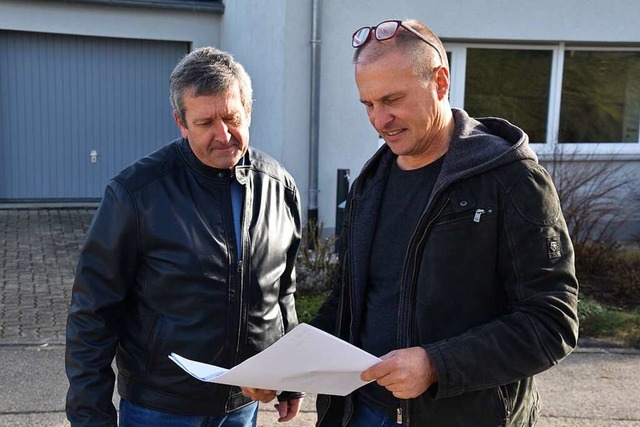 Andreas Sailer (links) und Bernd Mannsbart sind guter Dinge, das Haus zu retten.  | Foto: Nicolai Kapitz