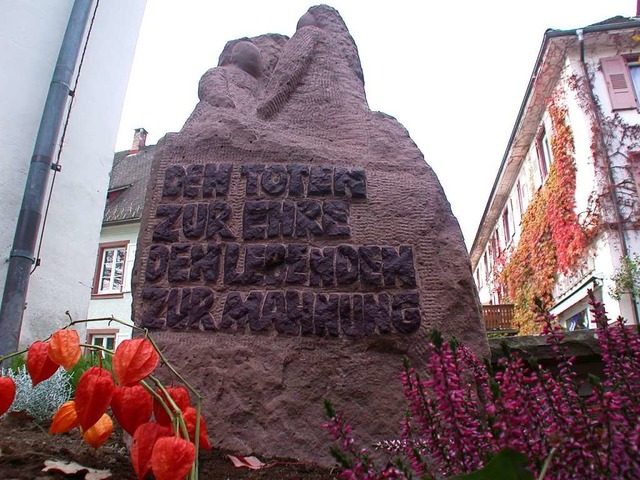 Der Weg fr Stolpersteine ist frei: Di... gibt es seit 2007  einen Gedenkstein.  | Foto: Andr Hnig