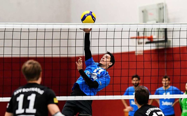 Fand die dritte Liga cool: David Kurz (am Ball), Spielertrainer des USC Freiburg  | Foto: Patrick Seeger