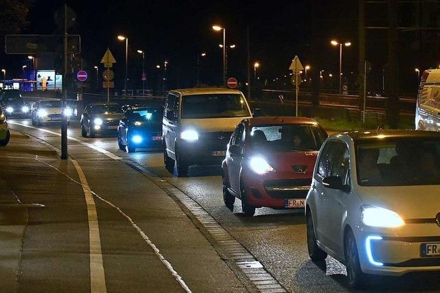 Mehr Polizei, aber weniger Fahrzeuge beim Freiburger Autokorso
