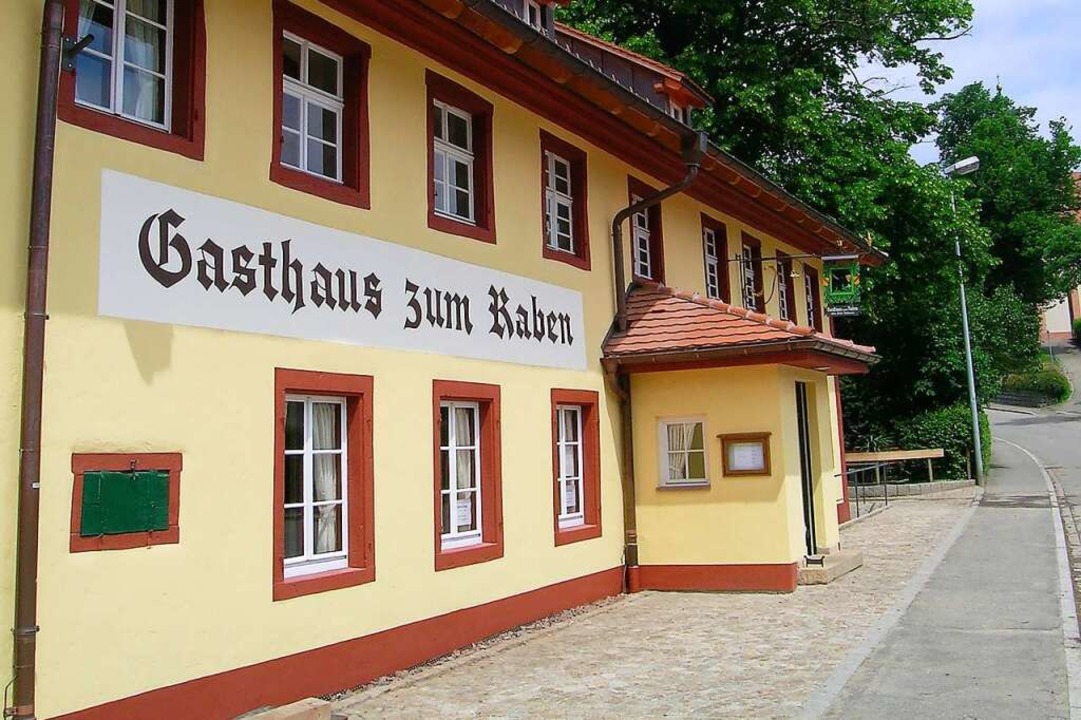 Mit Herzblut reanimiert, mit Aufwand  ...&#8220;  in der Ortsmitte von Horben    | Foto: Abel