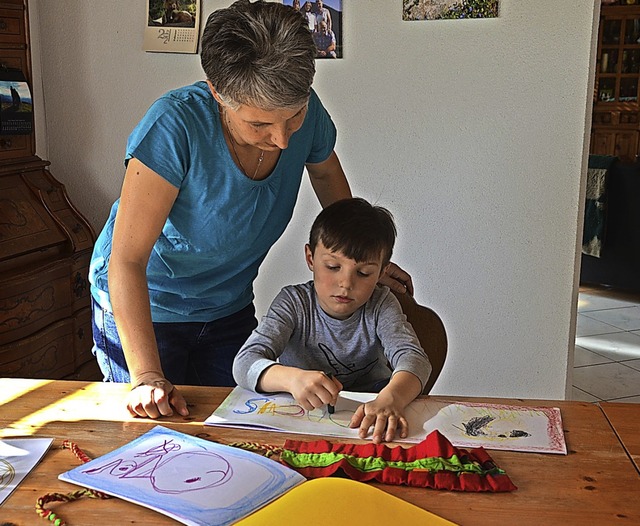 Keine Probleme mit dem Lernen im Homes... allem aber als nicht ganz einfach dar  | Foto: Christiane Sahli