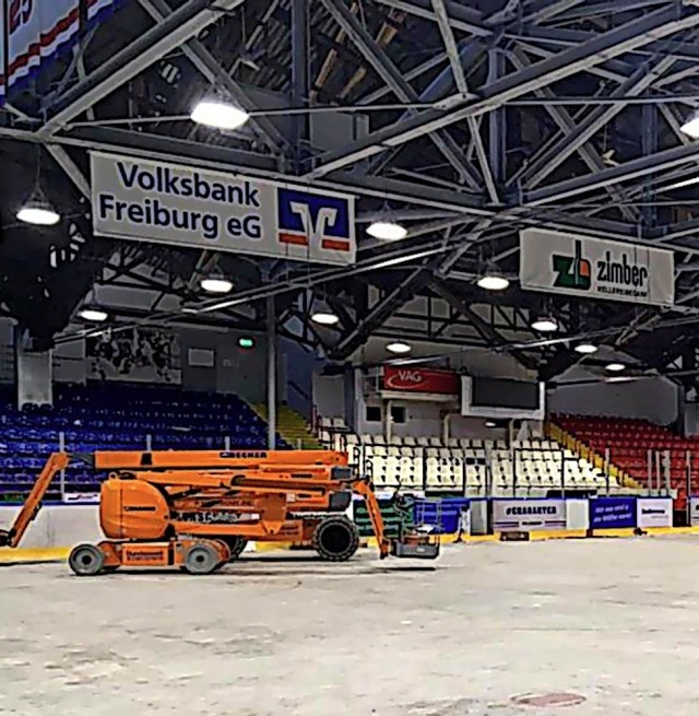 Debattiert wurde auch ber einen Investorenwettbewerb fr eine neue Eishalle.   | Foto: EHC Freiburg