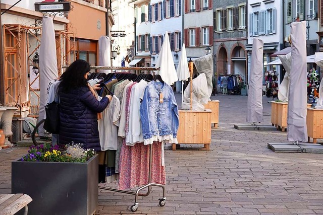 In Rheinfelden-Schweiz kann wieder eingekauft werden.  | Foto: Valentin Zumsteg