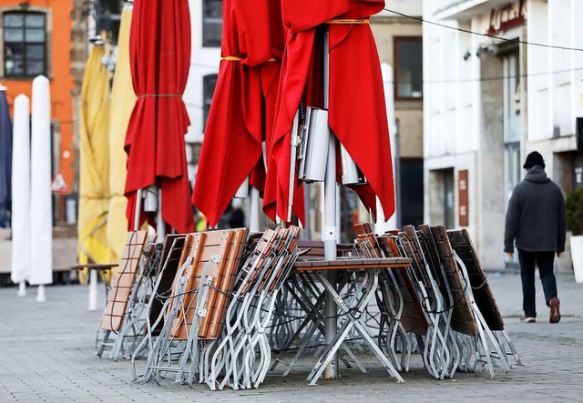 Ab dem 22.  Mrz drfen  vielleicht wi... und Gste im Freien  bewirtet werden.  | Foto: Oliver Berg (dpa)