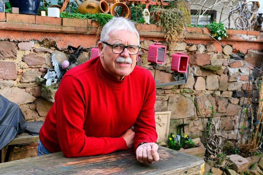 Ulrich Armbruster in seinem Hinterhof  | Foto: Ingo Schneider