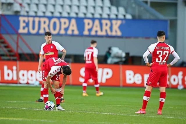 Gegen Leipzig leitet der SC Freiburg die 0:3-Niederlage mit zwei Fehlern selbst ein