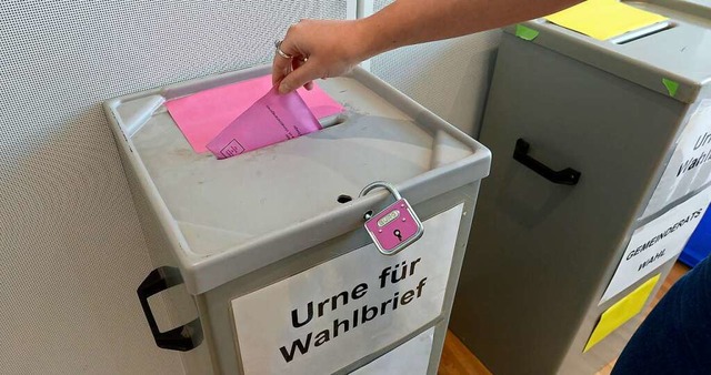 Wer will, kann seine Stimme jetzt schon im Wahlamt abgeben.  | Foto: Ingo Schneider