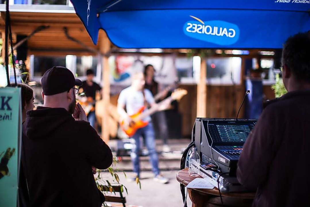 Musik im Freien ist eine Option fr Konzerte trotz Corona (Symbolbild).  | Foto: Janos Ruf