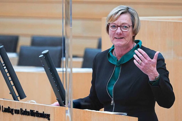 Edith Sitzmann im Landtag  | Foto: Sebastian Gollnow (dpa)