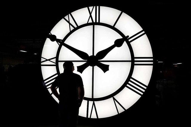 Mit einer Uhr knnen wir Zeit messen.  | Foto: Elise Amendola (dpa)