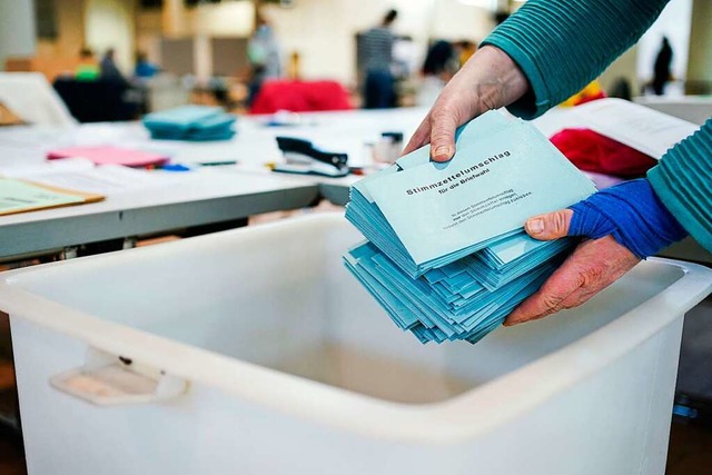 Die Briefwahl hielt gegenber den Erge...zirken ein paar berraschungen bereit.  | Foto: Uwe Anspach (dpa)