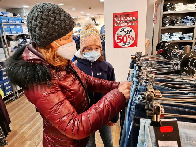 Gestern noch erlaubt, heute schon wied...n: Shoppen mit Termin in Emmendingen.   | Foto: Stefan Ammann