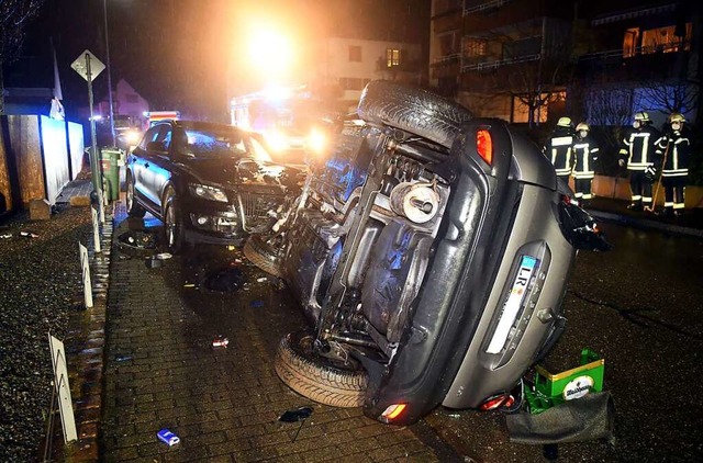 Der Renault-Fahrer wurde bei dem Unfall leicht verletzt.  | Foto: Wolfgang Knstle
