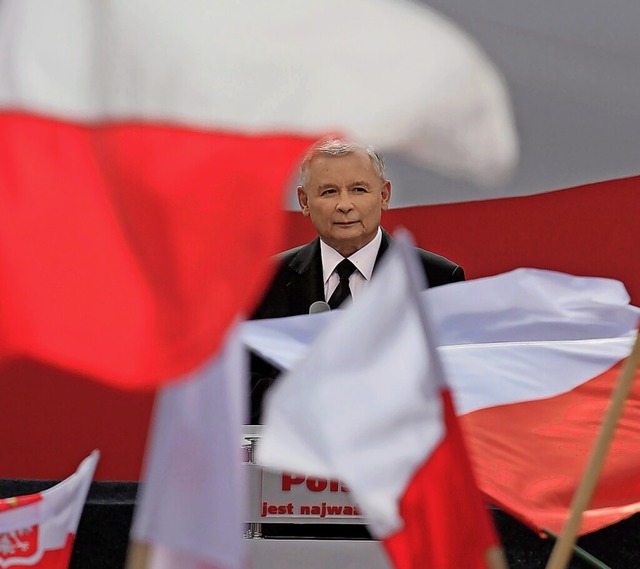 Er hat in Polen die Medien auf Parteil...er PiS-Vorsitzende Jaroslaw Kaczynski   | Foto: Pawel Supernak