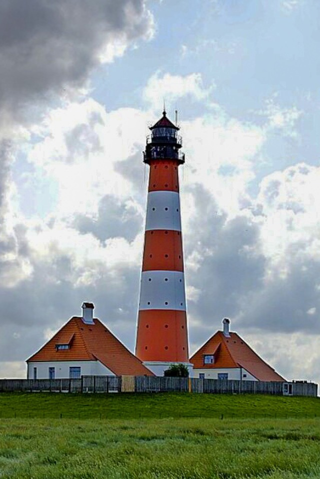 157 Stufen fhren in die Hhe: der Westerhever Leuchtturm.  | Foto: privat