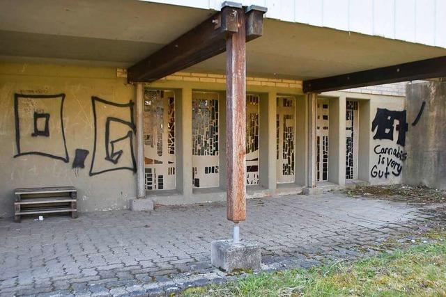 Joints und Graffiti: Unbekannte richten an Rheinfelder Kita Schaden an