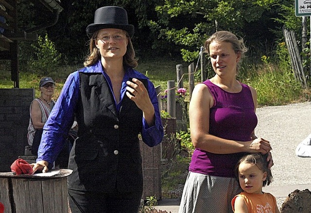 Angela Gladstone (links) und Dorle Har...rsten Veranstaltung im letzten Sommer.  | Foto: Karin Stckl-Steinebrunner