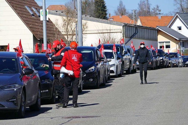 Simon Scherble, Betriebsratsvorsitzend...chten, begann pnktlich um 13.30 Uhr.  | Foto: Stefan Limberger-Andris