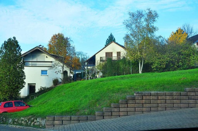 Auf diesem Grundstck &#8222;Im Eigen&...nn ein Mehrfamilienhaus gebaut werden.  | Foto: Jutta Schtz