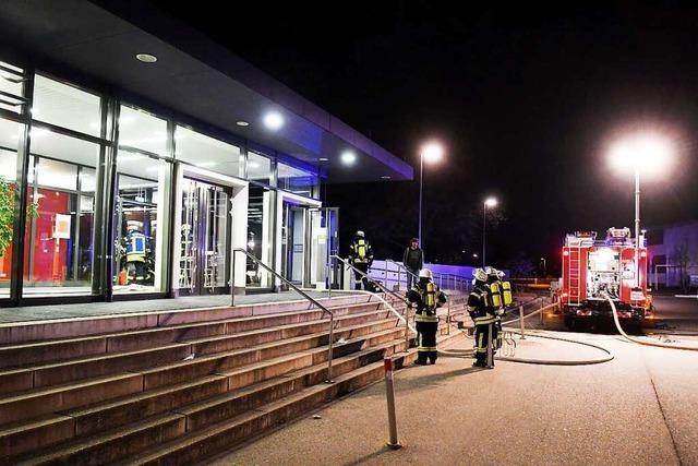 Hoher Schaden nach Brand in der Riedsporthalle in Ichenheim