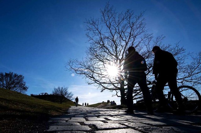 Nicht immer stimmt der Abstand.  | Foto: Sven Hoppe (dpa)