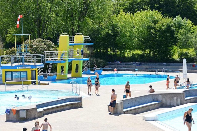 Das Freibad von Rheinfelden  | Foto: Horatio Gollin