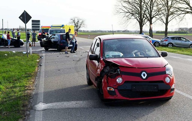 An beiden Autos entstand ein Totalschaden.  | Foto: Wolfgang Knstle