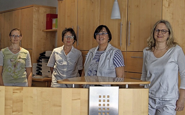 Eine Praxis, vier rztinnen: Franziska...Katharina Marggraf-Bhler (von links)   | Foto: Ruth Seitz