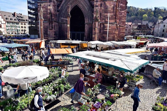 Der Mnstermarkt ist eine der Attraktionen Freiburgs.  | Foto: Thomas Kunz
