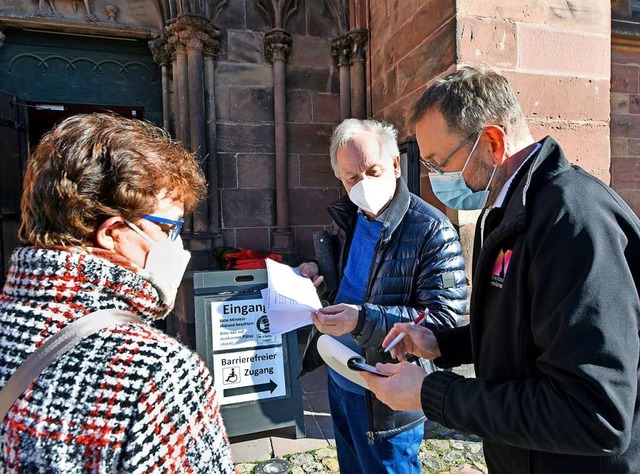 Nur nach Voranmeldung konnten  Glubig...sten im Freiburger Mnster teilnehmen.  | Foto: Michael Bamberger