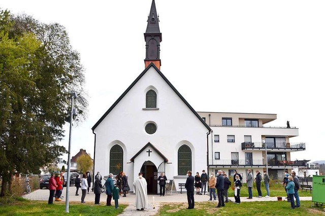 Am Ostermontag fand der erste Gottesdi... neu renovierten Adelbergkirche statt.  | Foto: Horatio Gollin