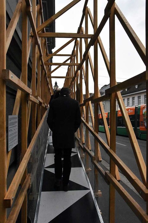ber eine Holzrampe gelangen die Besucher ins S AM  | Foto: Kathrin Ganter