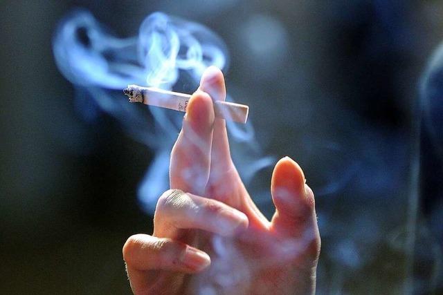 Feuerwehr rückt in Denzlingen wegen Zigarettenkippe aus