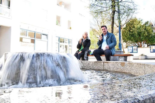 Soll jetzt so lange pltschern, wie   ...enug Wasser hat: der Pflughof-Brunnen.  | Foto: Nicolai Kapitz