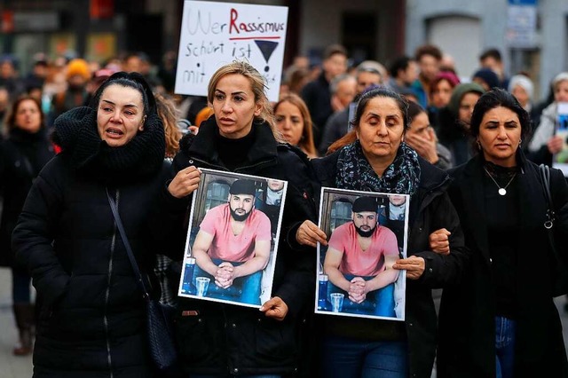 Trauer nach den rassistischen Morden in Hanau im Februar 2020  | Foto: ODD ANDERSEN (AFP)