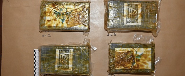 Vier Kilogramm Kokain im Verkaufswert ...hungen in Hunzenschwil sichergestellt.  | Foto: Kantonspolizei Aargau