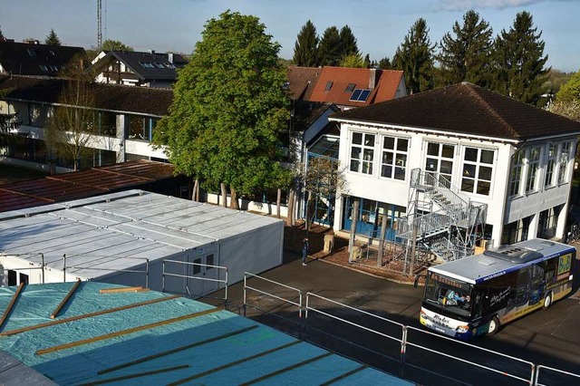 Aus der Johann-Peter-Hebel-Schule soll... Der Weg bis dahin ist aber noch lang.  | Foto: Andrea Steinhart