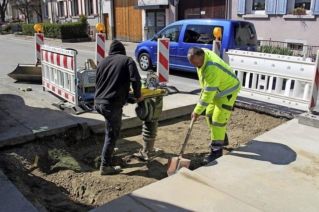 Erneut Wasserrohrbruch in Btzinger Hauptstrae