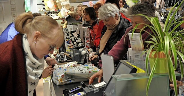 Volle Mrkte wie bei &#8222;Bad Krozin...auf hoffen Hndler in Pandemie-Zeiten.  | Foto: Hans-Peter Mller