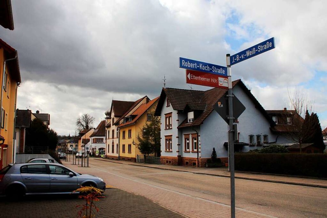 Breites Einfahrtstor in die Stadt: Die...ührt von Altdorf aus ins Stadtzentrum.  | Foto: Erika Sieberts