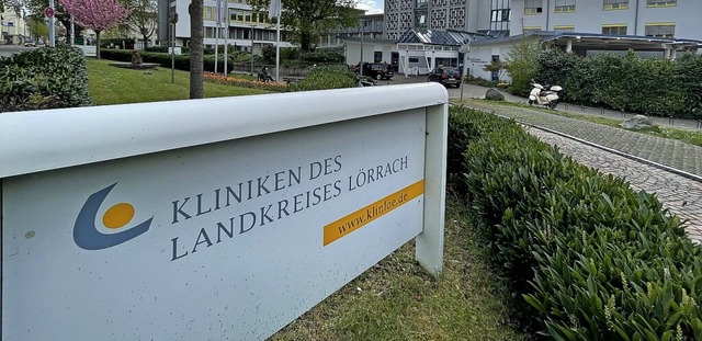 Die  Lrracher Kreiskliniken stehen wegen ihrer Teststrategie in der Kritik.  | Foto: Barbara Ruda