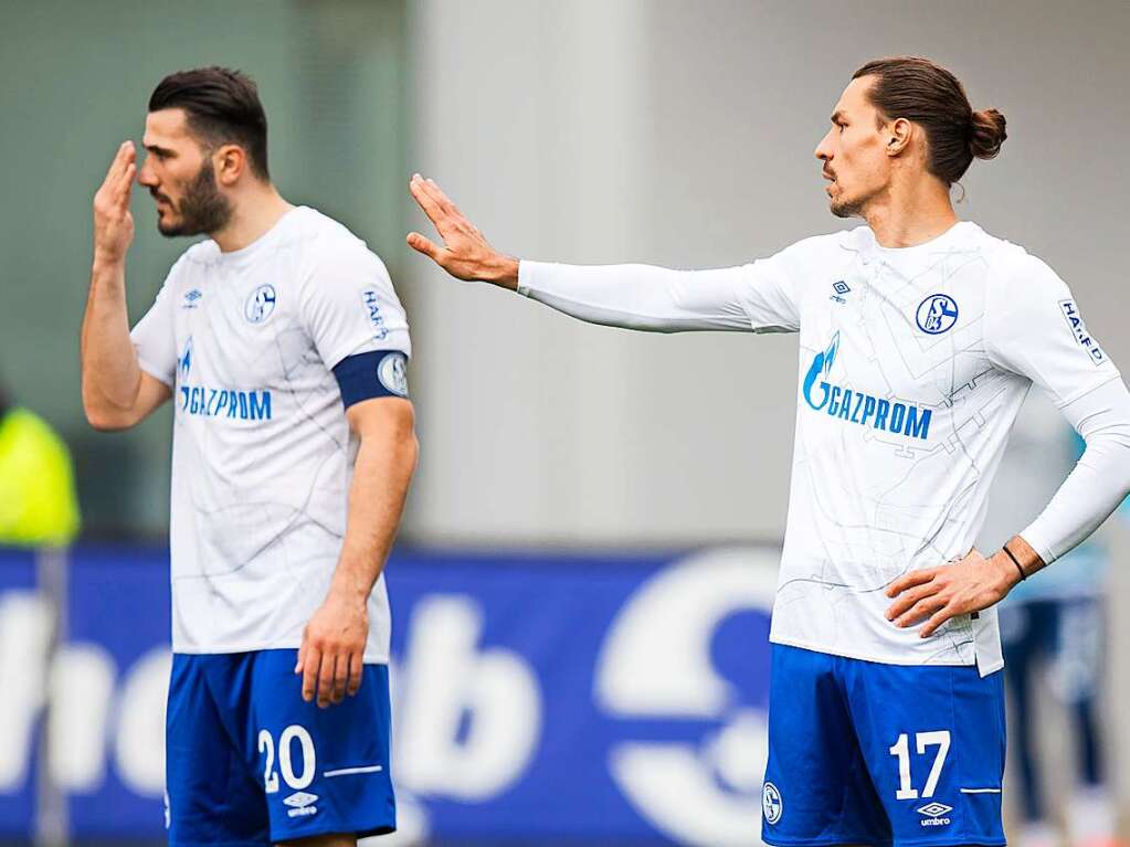 Auch die Schalker Spieler strahlen eine Ratlosigkeit aus.